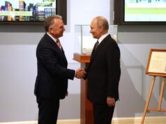 Путін зустрівся з трьома посланцями Трампа: Кремль зробив різку заяву Путін-зустрівся-з-трьома-посланцями-Трампа:-Кремль-зробив-різку-заяву