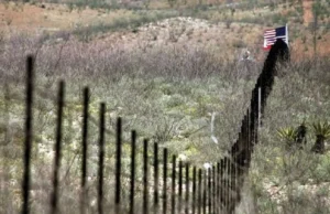 Трамп пропонує НАТО захистити південний кордон США замість європейських рубежів Трамп-пропонує-НАТО-захистити-південний-кордон-США-замість-європейських-рубежів