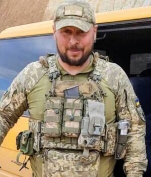 Учитель-фізкультури-з-Камінь-Каширщини-четвертий-рік-боронить-Україну