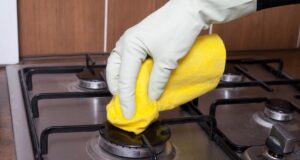 Ці засоби є в кожній квартирі: що сильно роз’їдає жир на будь-якій поверхні Ці-засоби-є-в-кожній-квартирі:-що-сильно-роз’їдає-жир-на-будь-якій-поверхні