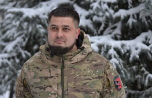 «За все вдячний, та найбільше за авто, які на фронті дуже потрібні»: історія воїна з... «За-все-вдячний,-та-найбільше-за-авто,-які-на-фронті-дуже-потрібні»:-історія-воїна-з.