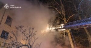 РФ вдарила по будинках у Харкові: серед поранених – вагітна жінка і дитина РФ-вдарила-по-будинках-у-Харкові:-серед-поранених-–-вагітна-жінка-і-дитина