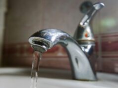 Українцям радять запасатися водою і продуктами: скільки треба мати Українцям-радять-запасатися-водою-і-продуктами:-скільки-треба-мати