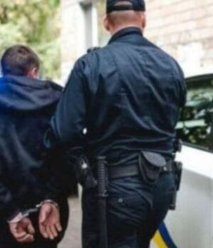 Лучанин,-який-добряче-вдарив-майора,-сплатив-йому-30-тисяч-гривень Лучанин,-який-добряче-вдарив-майора,-сплатив-йому-30-тисяч-гривень