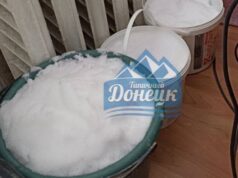 Топлять сніг на багатті у бочках. Як окупований Донецьк зимує без води Топлять-сніг-на-багатті-у-бочках.-Як-окупований-Донецьк-зимує-без-води