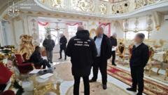 Золотий палац, бальна сукня та “Форд Мустанг” – депутату на Закарпатті повідомили про підозру Золотий-палац,-бальна-сукня-та-“Форд-Мустанг”-–-депутату-на-Закарпатті-повідомили-про-підозру