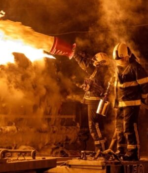 Повітряна-атака-на-Київ-під-час-переговорів-в-Еміратах.-Ставки-зростають? Повітряна-атака-на-Київ-під-час-переговорів-в-Еміратах.-Ставки-зростають?