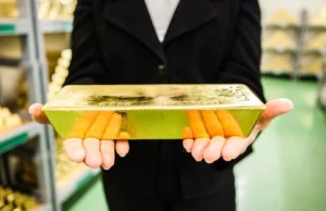 Ціна золота вперше перевищила $5000, досягнувши нового рекорду Ціна-золота-вперше-перевищила-$5000,-досягнувши-нового-рекорду