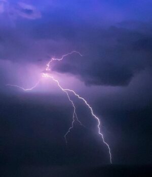 У-Бразилії-блискавка-влучила-в-натовп,-постраждали-щонайменше-72-людини