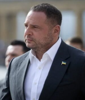 Андрій-Єрмак-відновив-адвокатську-діяльність-після-звільнення-з-Офісу-президента