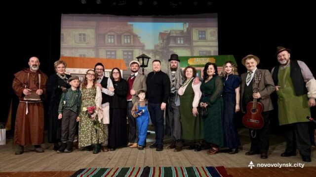 У Нововолинську відбулася чергова прем’єра театральної майстерні «Відчинена брама» У-Нововолинську-відбулася-чергова-прем’єра-театральної-майстерні-«Відчинена-брама»