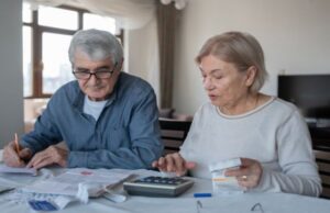 Пенсії в Україні зростуть вдвічі: які зміни готує Кабмін Пенсії-в-Україні-зростуть-вдвічі:-які-зміни-готує-Кабмін