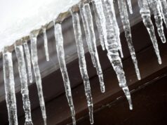 Небезпечні бурульки у Луцьку: хто відповідає за очищення дахів і як убезпечити себе Небезпечні-бурульки-у-Луцьку:-хто-відповідає-за-очищення-дахів-і-як-убезпечити-себе