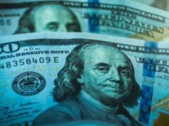 Курс валют на 27 січня: скільки коштуватимуть долар, євро і злотий Курс-валют-на-27-січня:-скільки-коштуватимуть-долар,-євро-і-злотий