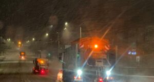 Умови на дорогах змінюються: луцькі комунальники закликають водіїв до обачності Умови-на-дорогах-змінюються:-луцькі-комунальники-закликають-водіїв-до-обачності