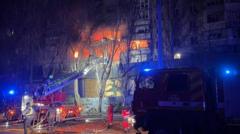 Російський удар по Львівщині, Одесі і Харкову. Міста в їдкому диму, під завалами люди, атакували... Російський-удар-по-Львівщині,-Одесі-і-Харкову-Міста-в-їдкому-диму,-під-завалами-люди,-атакували.