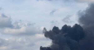 Атака на Броди: у місті дим і різкий запах, навчання у школах скасовано Атака-на-Броди:-у-місті-дим-і-різкий-запах,-навчання-у-школах-скасовано