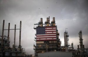 Ціни на нафту нетипово відреагували на падіння видобутку в США через сніговий шторм Ціни-на-нафту-нетипово-відреагували-на-падіння-видобутку-в-США-через-сніговий-шторм