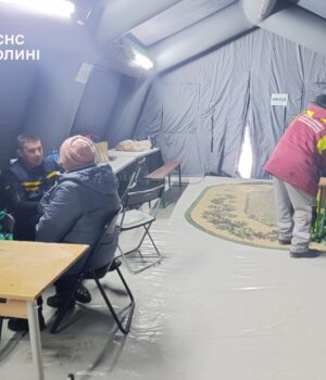 Волинські-психологи-підтримують-киян-у-пунктах-незламності Волинські-психологи-підтримують-киян-у-пунктах-незламності