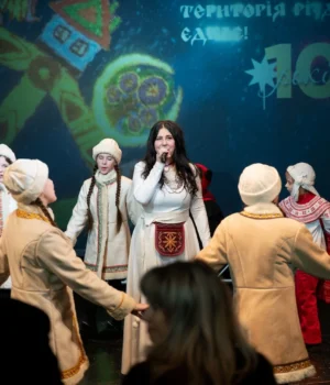 "Територія-РіздвА"-об’єднала-артистів,-військових-та-парамедиків-на-одній-сцені "Територія-РіздвА"-об’єднала-артистів,-військових-та-парамедиків-на-одній-сцені