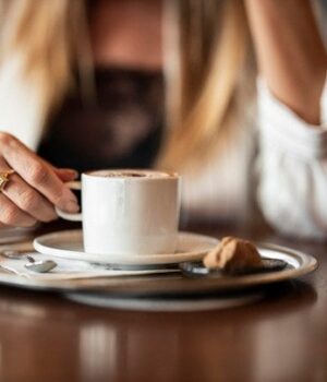 Скільки-кави-пити-для-покращення-настрою:-експерти-назвали-“ідеальну-дозу”