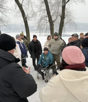 У Гідропарку зайнялись плануванням безбарʼєрного пляжу для ветеранів