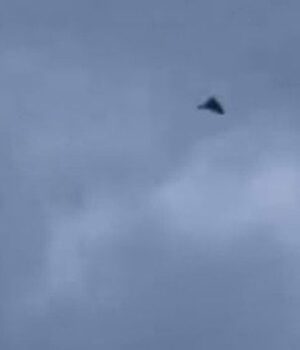 Ворожі-дрони-вдарили-по Одесі:-пошкоджено-монастир-і будинок —-ОВА Ворожі-дрони-вдарили-по Одесі:-пошкоджено-монастир-і будинок —-ОВА