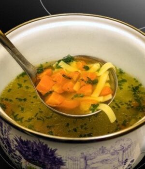 Ви варите-бульйон-неправильно:-ось-як матеріал-каструлі-непомітно-псує-його-смак