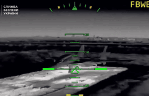 Росія у вогні: СБУ вгатили по 5 ворожих аеродромах, 15 бортів РФ уражені (відео) Росія-у вогні:-СБУ-вгатили-по 5 ворожих-аеродромах,-15 бортів-РФ уражені-(відео)