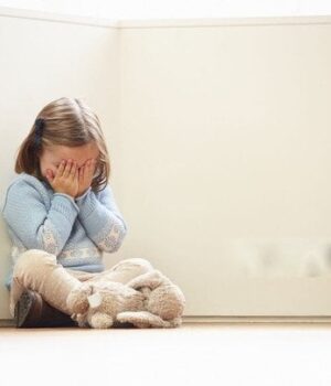 На-Волині-чоловік-упродовж-трьох-років-ґвалтував-власних-доньок:-як-його-покарали