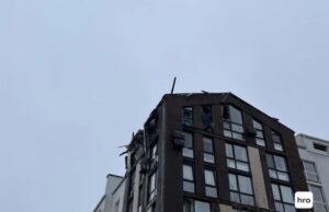 Під час атаки на Київщину воєнний кореспондент урятував 4-річну дівчинку Під-час-атаки-на-Київщину-воєнний-кореспондент-урятував-4-річну-дівчинку