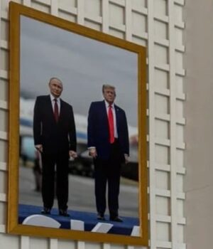 У-Білому-домі-повісили-спільне-фото-Трампа-з-путіним У-Білому-домі-повісили-спільне-фото-Трампа-з-путіним