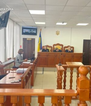 Довічне-ув’язнення-отримав-волинянин,-який-упродовж-трьох-років-ґвалтував-двох-власних-доньок Довічне-ув’язнення-отримав-волинянин,-який-упродовж-трьох-років-ґвалтував-двох-власних-доньок