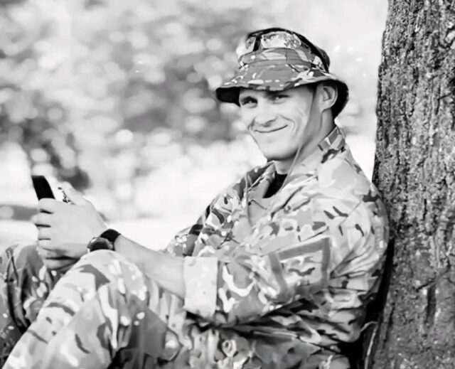 У п’ятницю Луцьк попрощається з Героєм Олексієм Бондаренком У-п’ятницю-Луцьк-попрощається-з-Героєм-Олексієм-Бондаренком