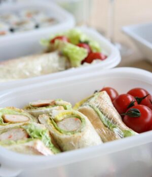 Що-не-варто-зберігати-в-пластикових-контейнерах:-експерти-склали-список-з-5-продуктів Що-не-варто-зберігати-в-пластикових-контейнерах:-експерти-склали-список-з-5-продуктів