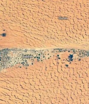 Астронавти-помітили-стародавнє-озеро,-приховане-в-пустелі