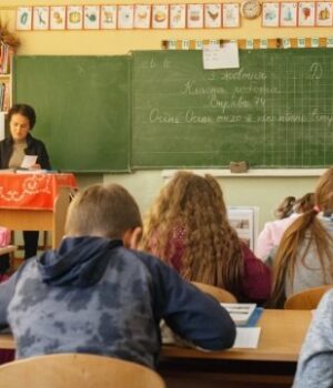 Освітня-омбудсменка-пропонує-скоротити-до-5-днів-дозвіл-не-відвідувати-школу-без-довідки