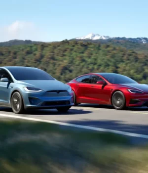 Маск-анонсував-кінець-випуску-tesla-model-s-та-model-x-на-користь-роботів