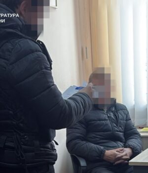 Через-бездіяльність-чиновників-у-Луцьку-від-отруєння-алкоголем-помер-дворічний-хлопчик