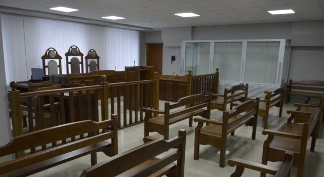 У Луцьку судили посадовця, який продавав службу в тилу У-Луцьку-судили-посадовця,-який-продавав-службу-в-тилу