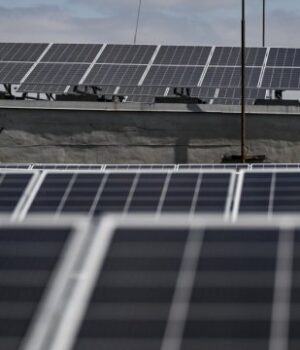 Уряд-спростив-порядок-встановлення-сонячних-електростанцій-на-будинках Уряд-спростив-порядок-встановлення-сонячних-електростанцій-на-будинках