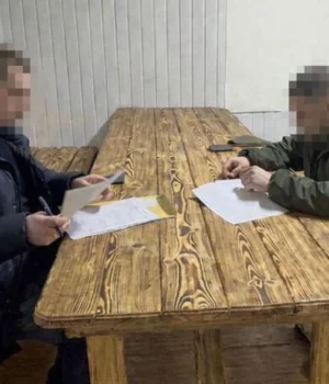 Фіктивні-відстрочки-в-реєстрі-"Оберіг":-викрито-організовану-групу-посадовців-ТЦК-та-ЗСУ