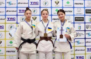 Двоє волинянок стали бронзовими призерками чемпіонату України U-18 з дзюдо Двоє-волинянок-стали-бронзовими-призерками-чемпіонату-України-u-18-з-дзюдо