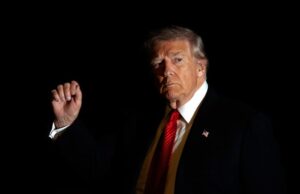 Трамп попросив Путіна не стріляти по Києву: що той відповів Трамп-попросив-Путіна-не стріляти-по Києву:-що той-відповів