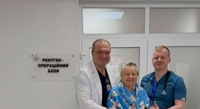 Лічені хвилини між життям і смертю: лікарі врятували 84-річну волинянку з інфарктом Лічені-хвилини-між-життям-і-смертю:-лікарі-врятували-84-річну-волинянку-з-інфарктом