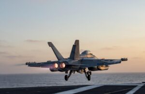 США перекидають повітряні танкери та літаки РЕБ на Близький Схід – що відбувається США-перекидають-повітряні-танкери-та-літаки-РЕБ-на-Близький-Схід-–-що-відбувається