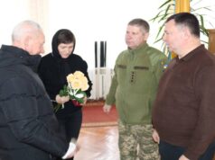 Батькам загиблого воїна з Волині Костянтина Смірнова вручили посмертну нагороду сина Батькам-загиблого-воїна-з-Волині-Костянтина-Смірнова-вручили-посмертну-нагороду-сина