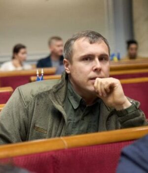 “Потрібно-бути-реалістами”:-нардеп-дав-тривожний-прогноз-щодо-термінів-закінчення-війни