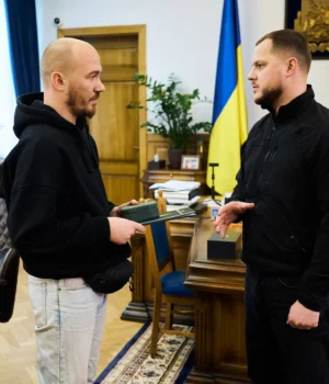 photo_2026_01_29_19_27_41.webp Нагороджено журналіста, який врятував дитину на Київщині під час атаки рф