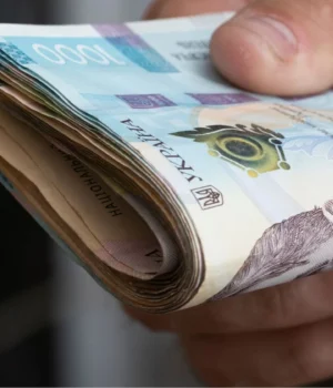 Середня-зарплата-в-Україні-зросла-до-30-926-грн-–-Держстат Середня-зарплата-в-Україні-зросла-до-30-926-грн-–-Держстат